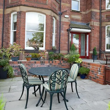 Langton Court